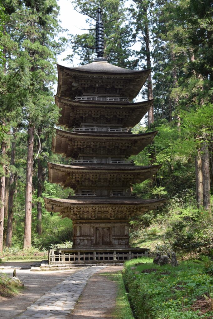 大人が集う、山形・鶴岡の精進料理宿――羽黒山麓で過ごす「引き算の一泊」