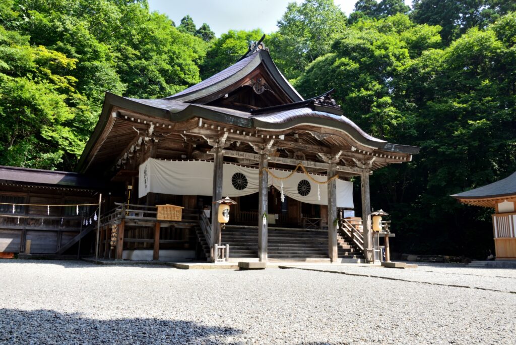 伊勢のじゃない方②──出雲大社と松江、神話の土地を一人で歩く